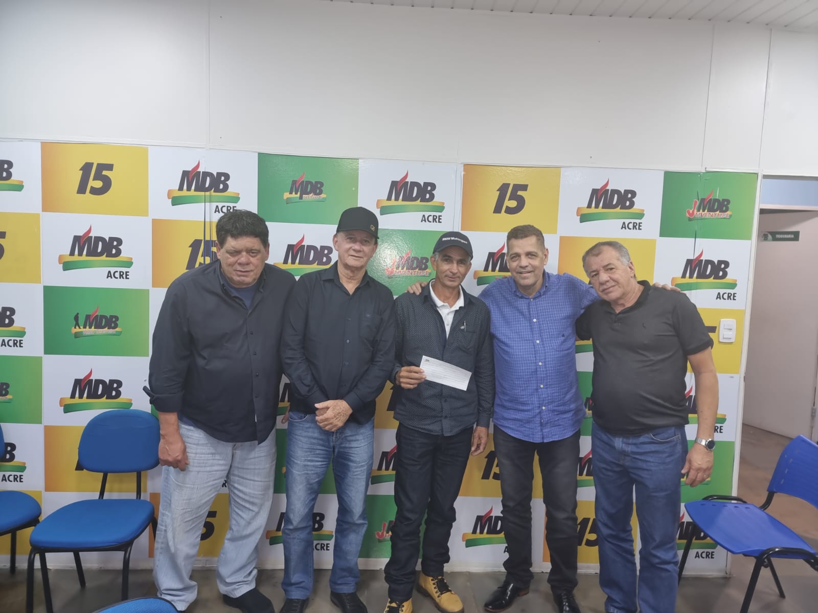 Ex-vereador Daniel Dorzila se filia ao MDB e vai disputar uma vaga na Aleac  